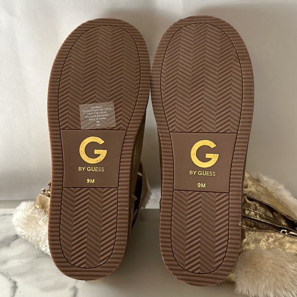 New- GUESS gold foil “look” boots - Picture 13 of 16